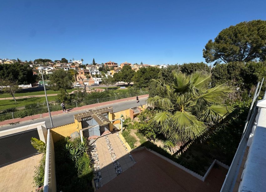 Resale - Villa - Torrevieja - Los balcones