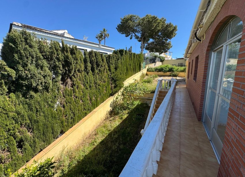 Resale - Villa - Torrevieja - Los balcones