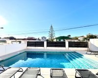 Resale - Villa - Torrevieja - Los Balcones