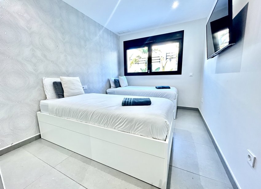 Resale - Villa - Torrevieja - Los Balcones