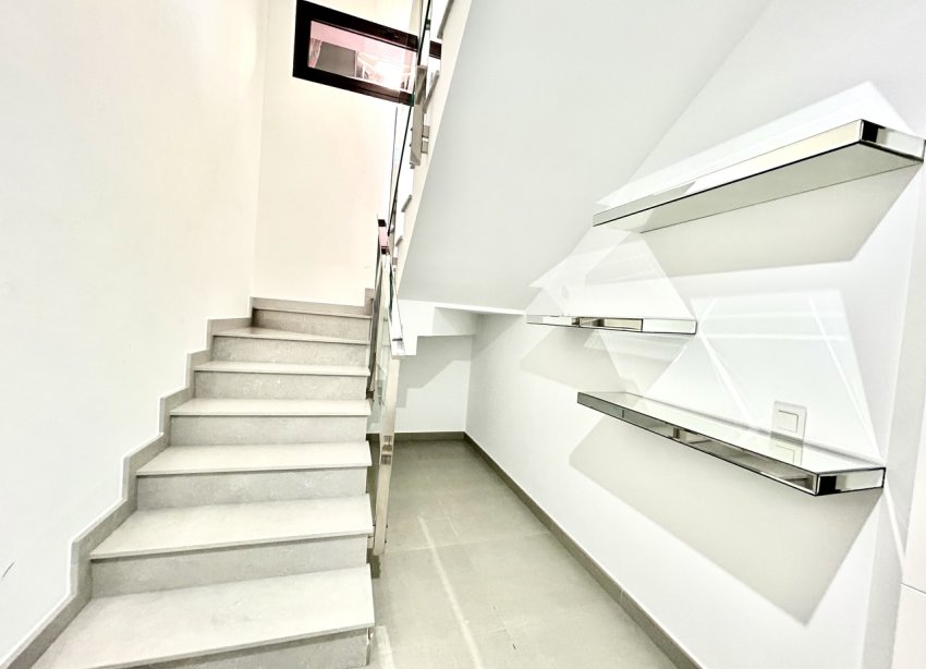 Resale - Villa - Torrevieja - Los Balcones