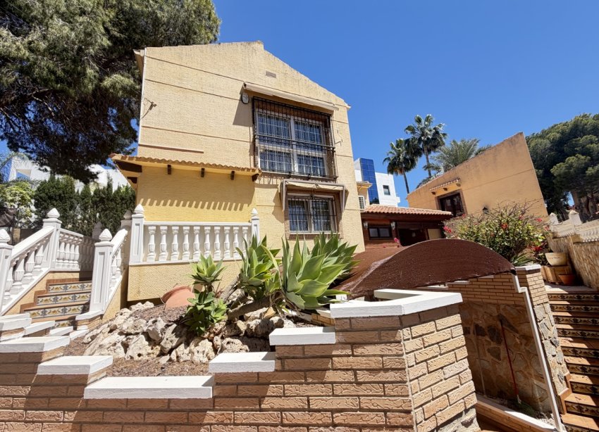 Resale - Villa - Torrevieja - Los Balcones