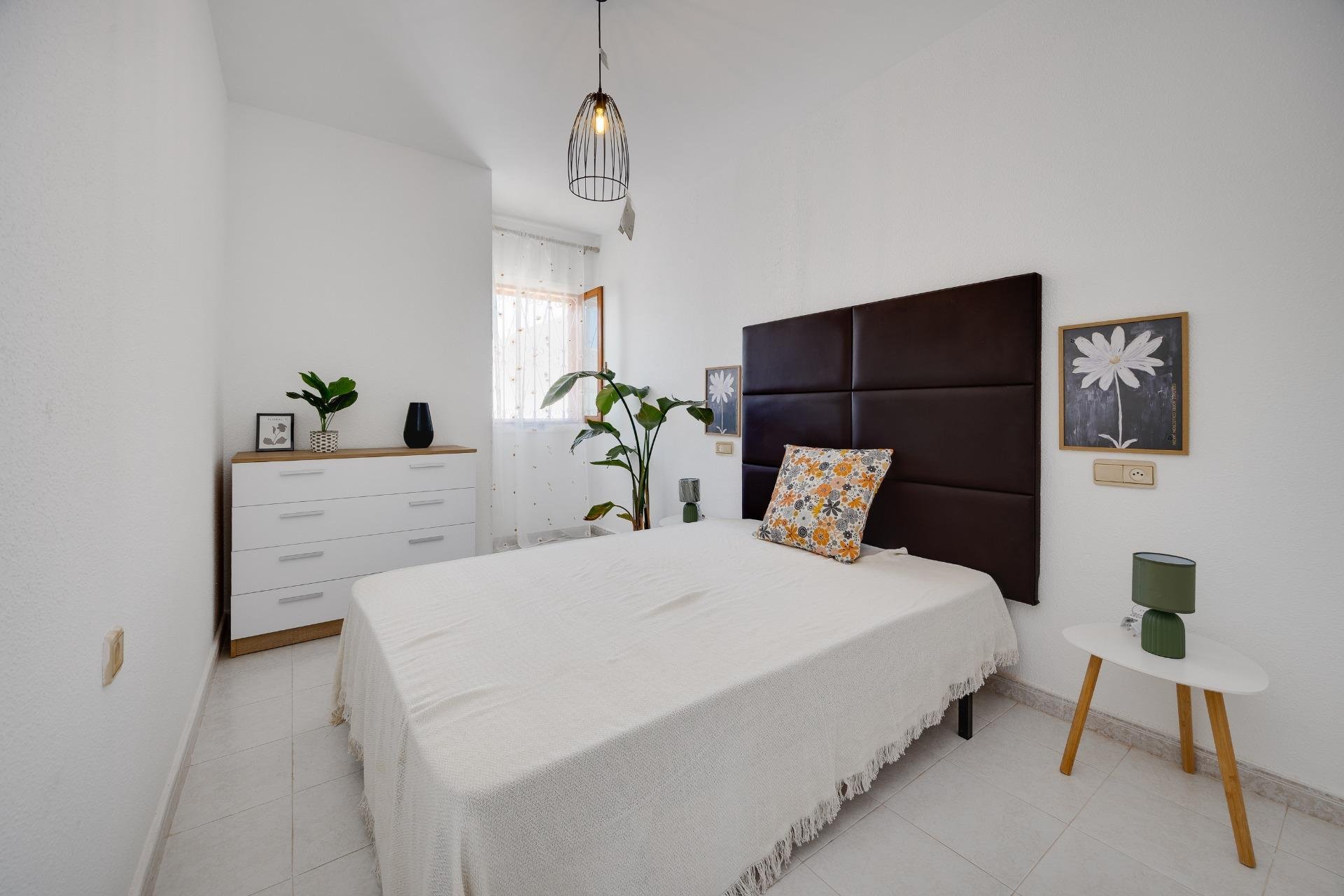 Resale - Villa - Torrevieja - Los Frutales