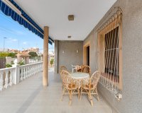 Resale - Villa - Torrevieja - Nueva Torrevieja