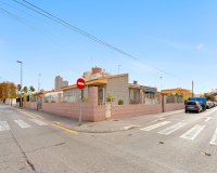 Resale - Villa - Torrevieja - Nueva Torrevieja