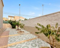 Resale - Villa - Torrevieja - Nueva Torrevieja