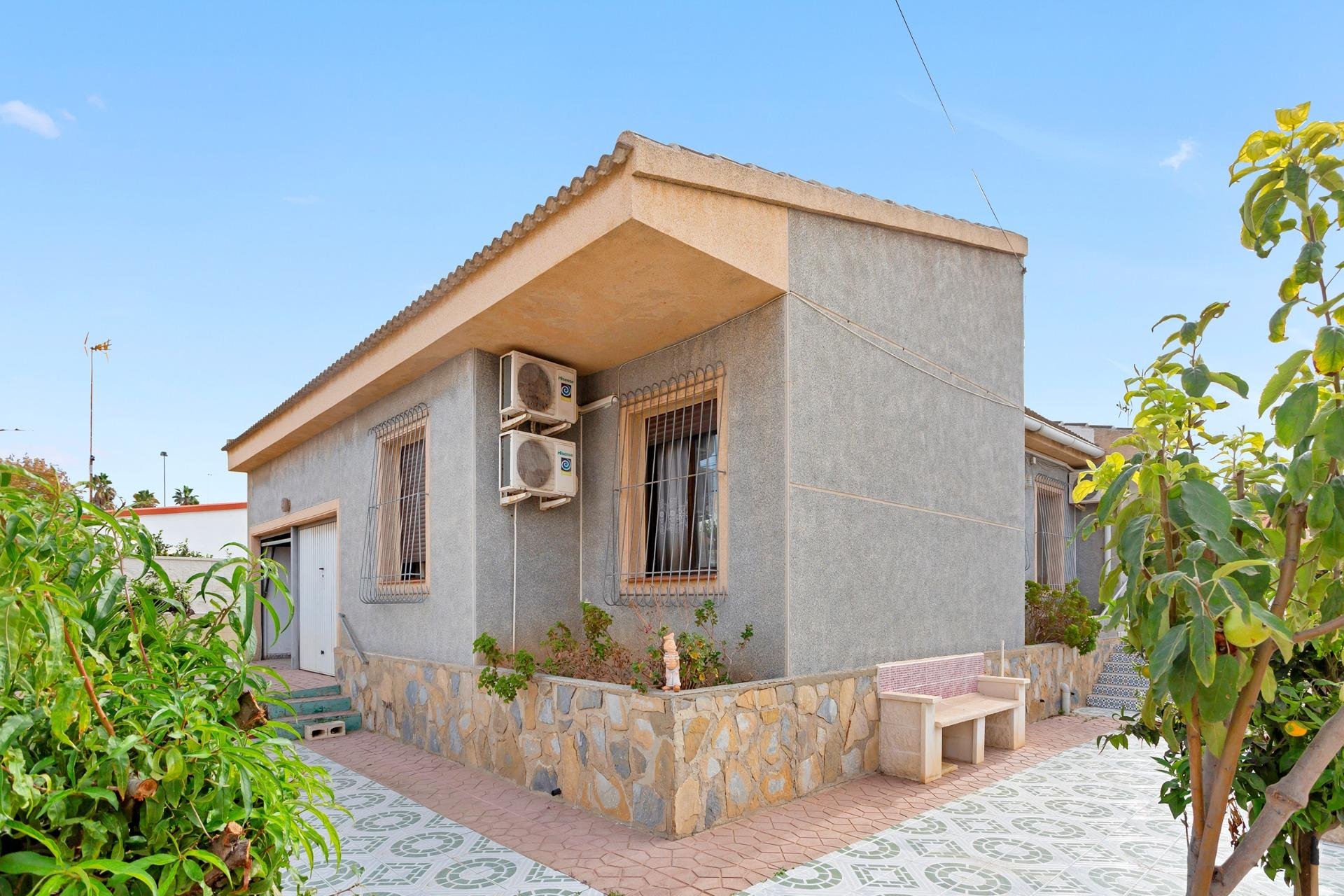 Resale - Villa - Torrevieja - Nueva Torrevieja