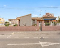 Resale - Villa - Torrevieja - Nueva Torrevieja