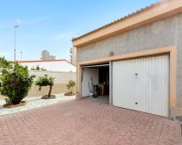 Resale - Villa - Torrevieja - Nueva Torrevieja