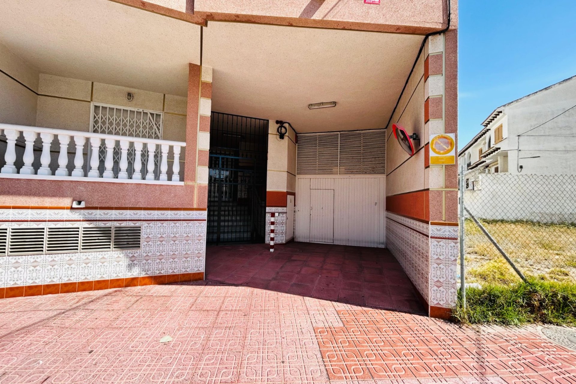 Resale - Villa - Torrevieja - Playa de los Locos
