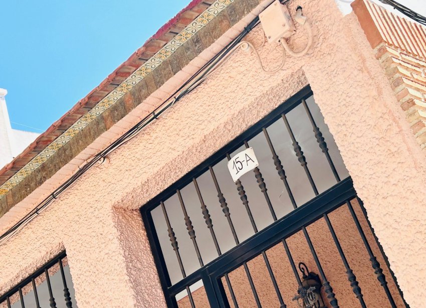 Resale - Villa - Torrevieja - Playa de los Locos