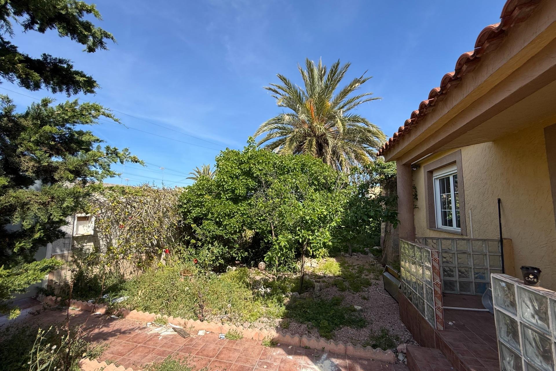 Resale - Villa - Torrevieja - Playa de los locos