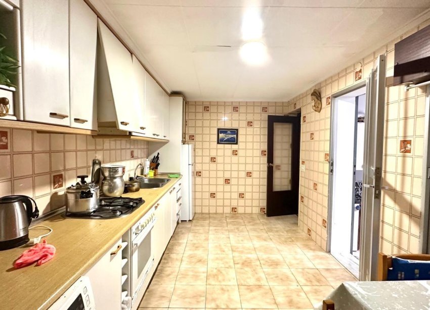 Resale - Villa - Torrevieja - Playa del Cura