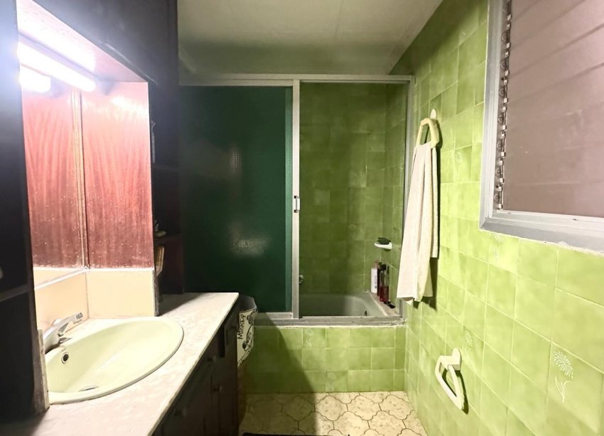 Resale - Villa - Torrevieja - Playa del Cura