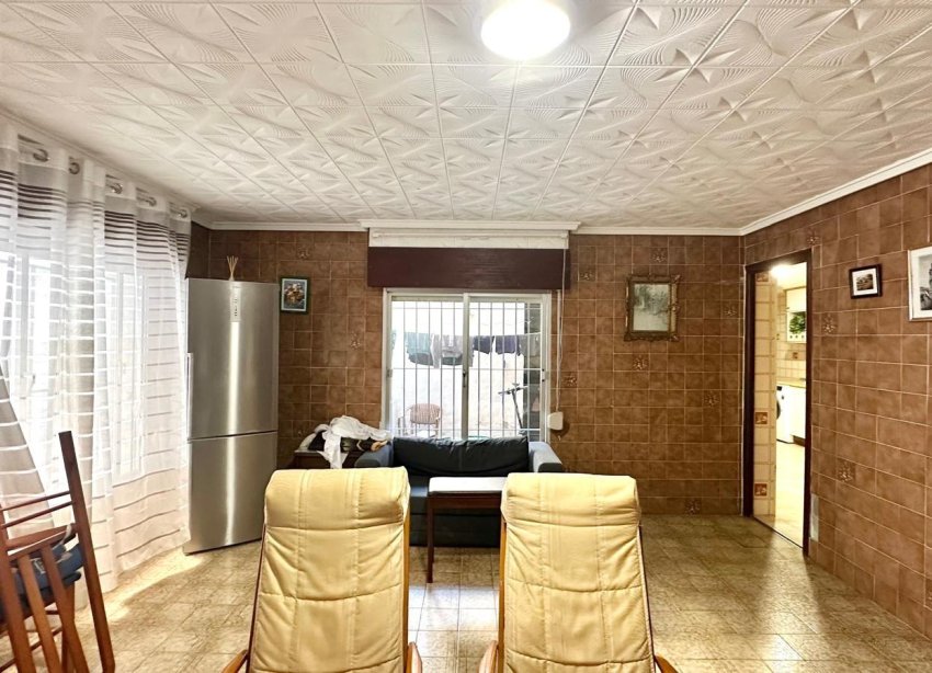 Resale - Villa - Torrevieja - Playa del Cura