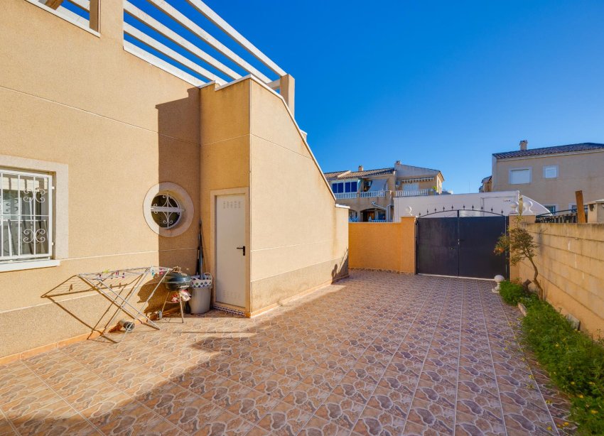 Resale - Villa - Torrevieja - Pueblo - Centro