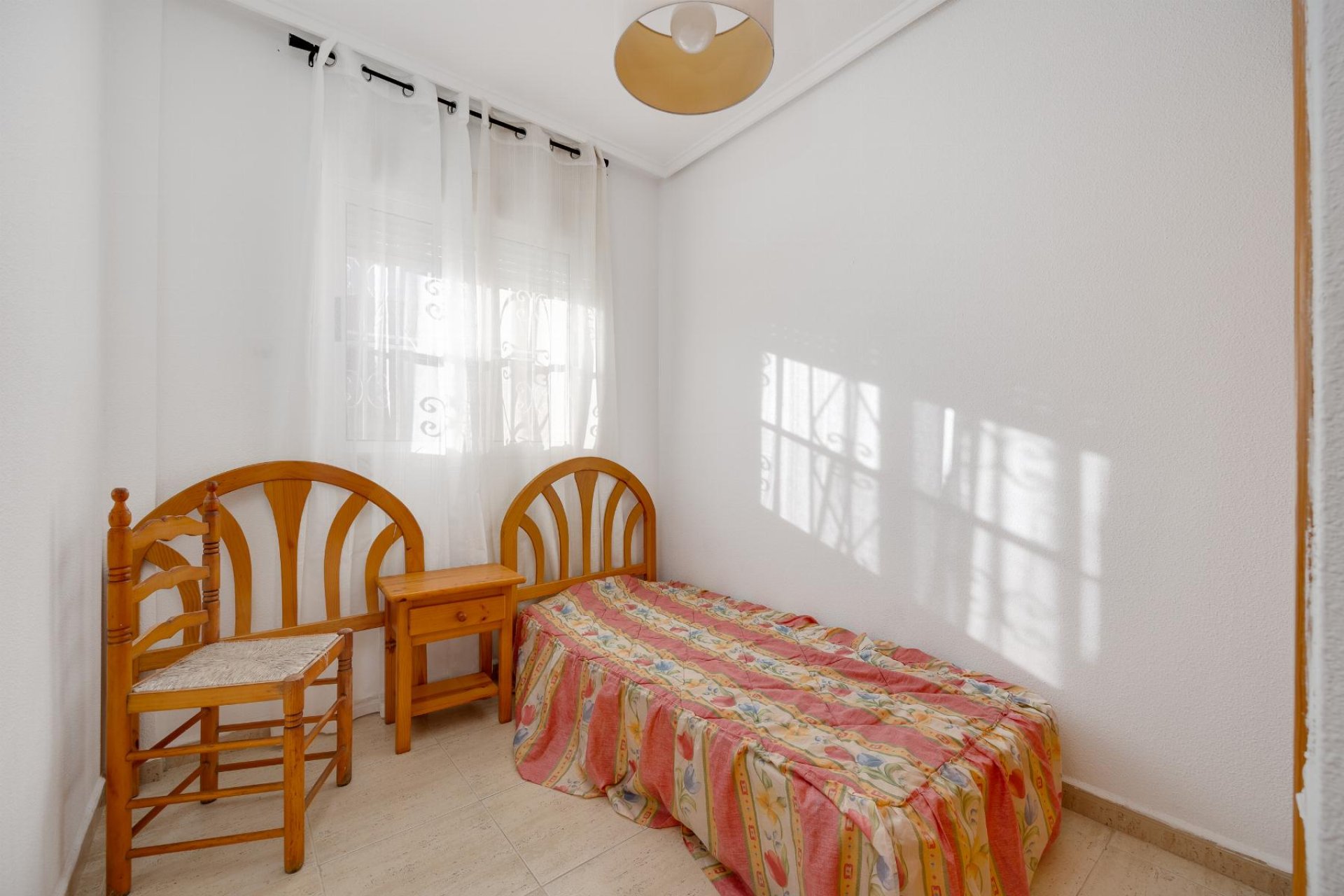 Resale - Villa - Torrevieja - Pueblo - Centro