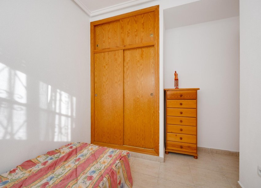 Resale - Villa - Torrevieja - Pueblo - Centro