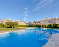 Resale - Villa - Torrevieja - Pueblo - Centro