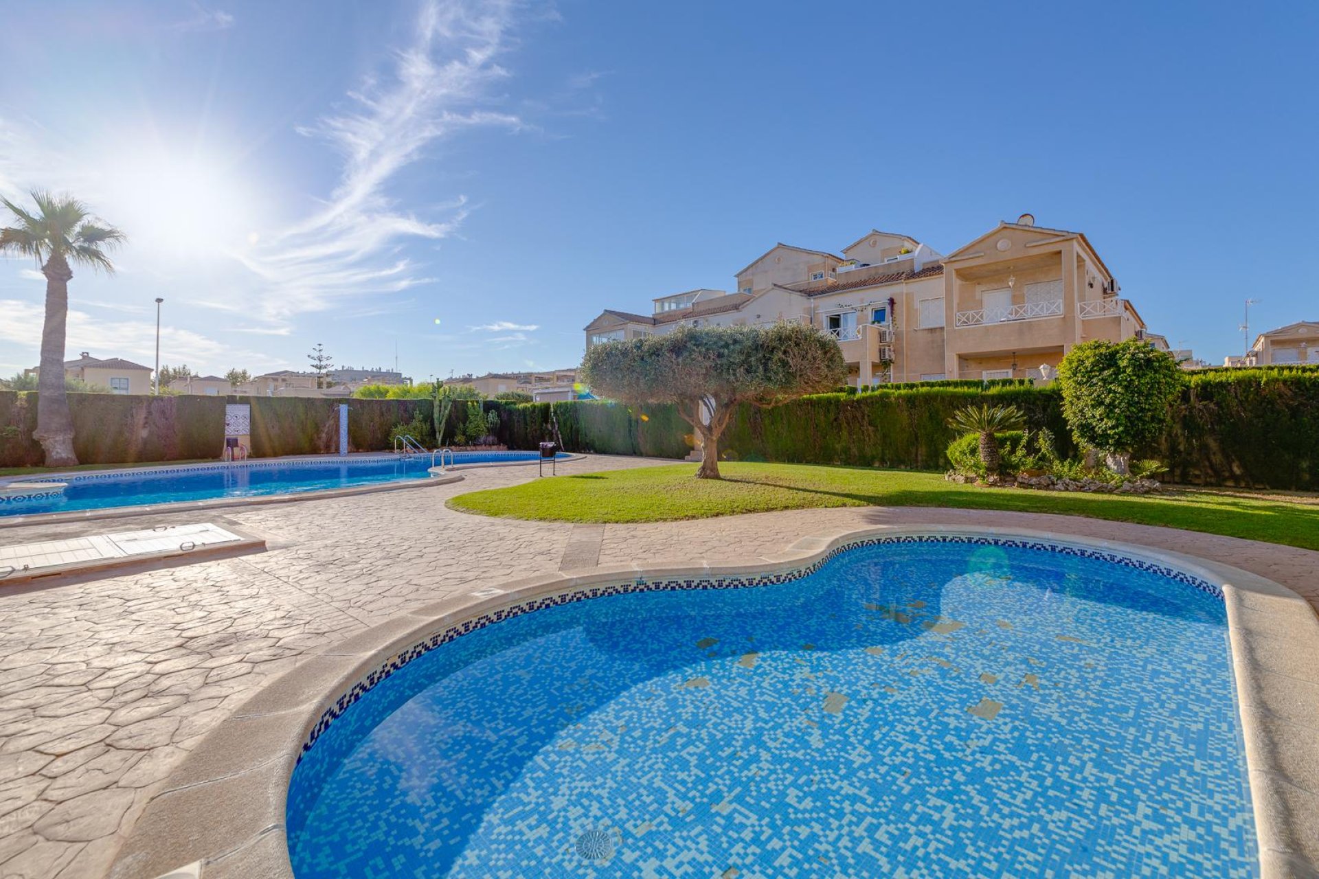 Resale - Villa - Torrevieja - Pueblo - Centro