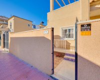 Resale - Villa - Torrevieja - Pueblo - Centro