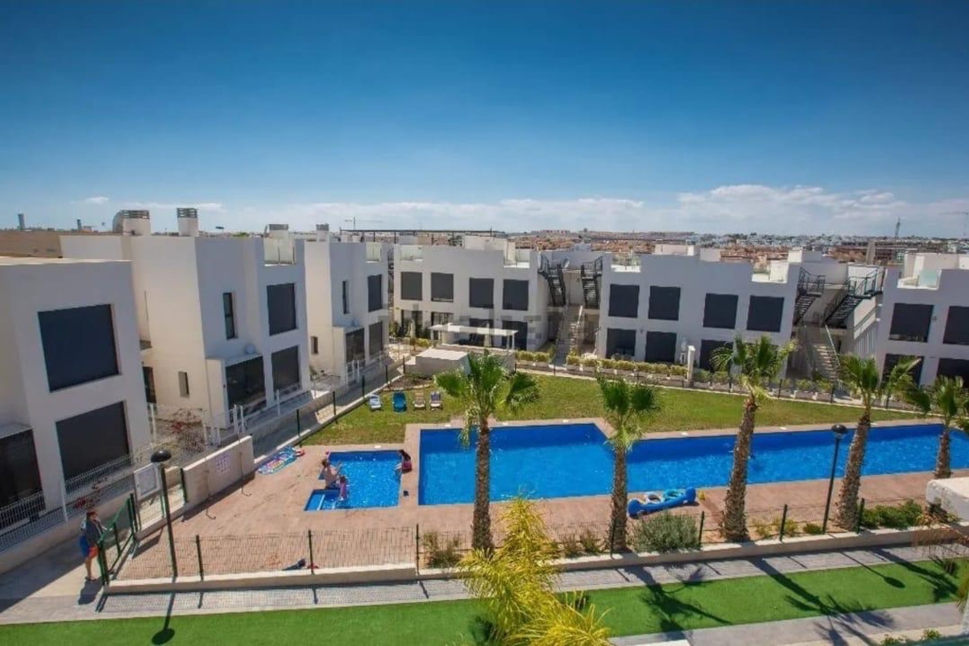 Resale - Villa - Torrevieja - Punta Prima