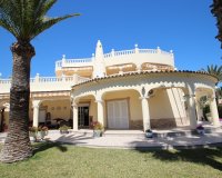 Resale - Villa - Torrevieja - Punta Prima