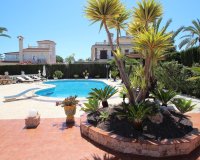 Resale - Villa - Torrevieja - Punta Prima