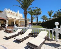 Resale - Villa - Torrevieja - Punta Prima