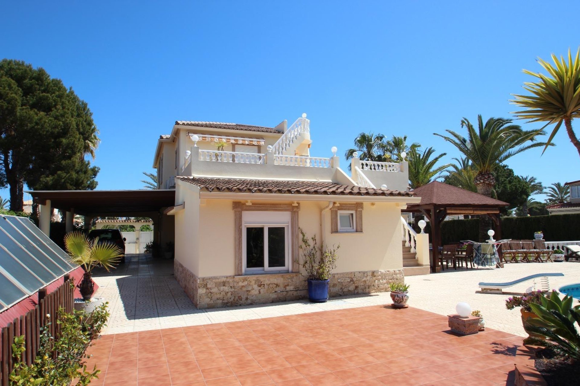 Resale - Villa - Torrevieja - Punta Prima