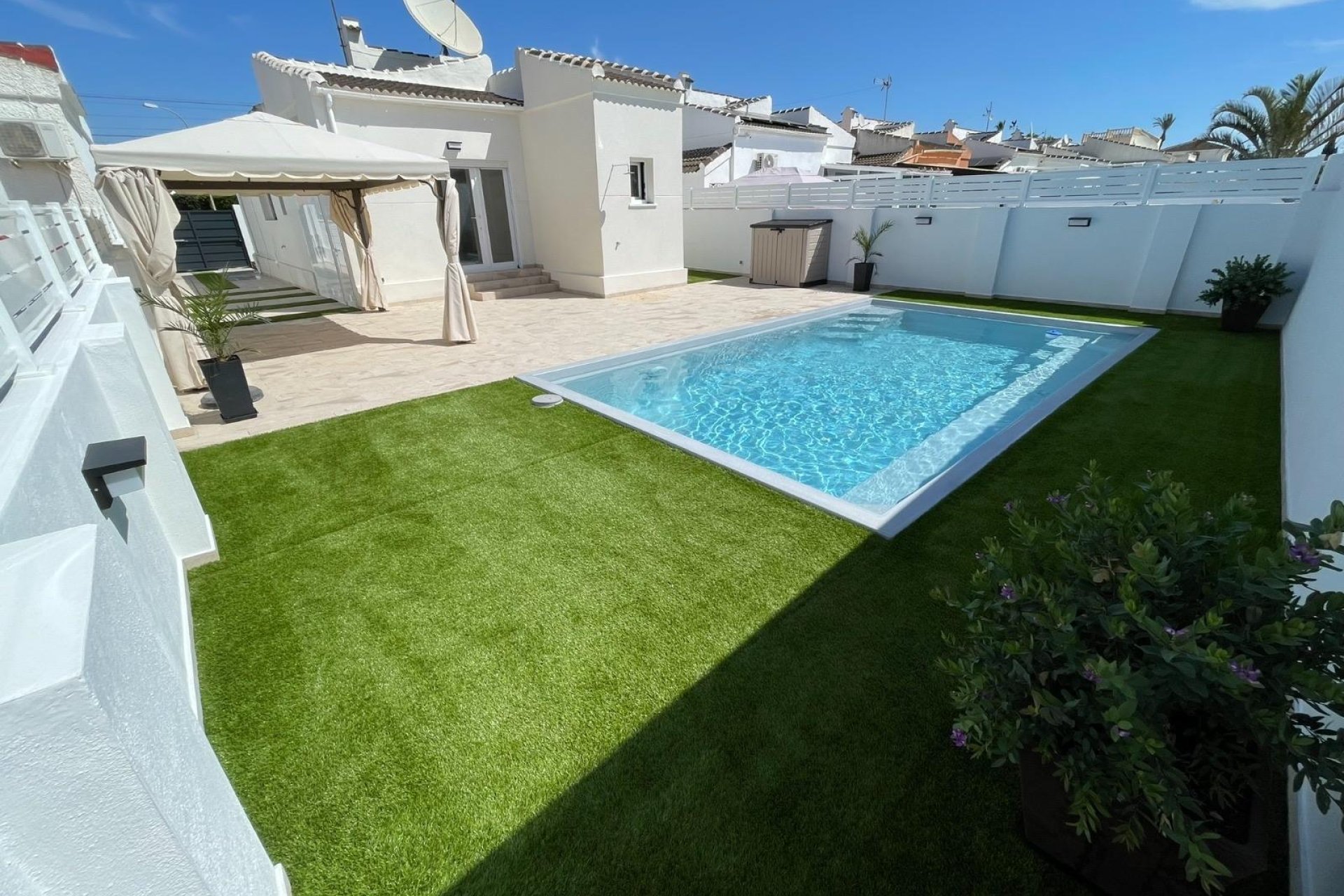 Resale - Villa - Torrevieja - San luis