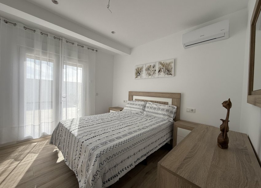 Resale - Villa - Torrevieja - San luis