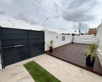 Resale - Villa - Torrevieja - San luis