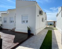 Resale - Villa - Torrevieja - San luis