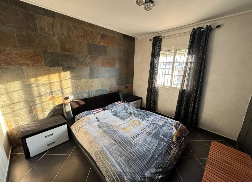 Resale - Villa - Torrevieja - San luis