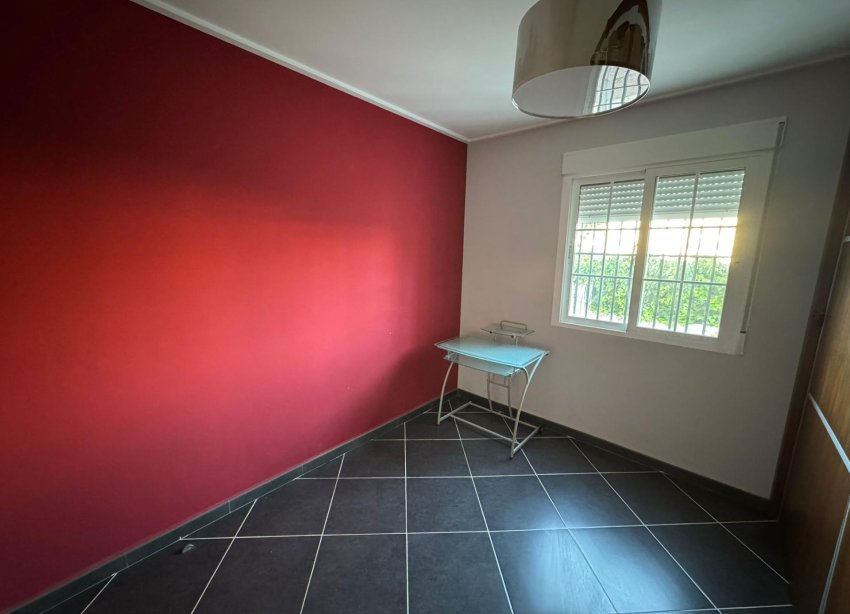 Resale - Villa - Torrevieja - San luis