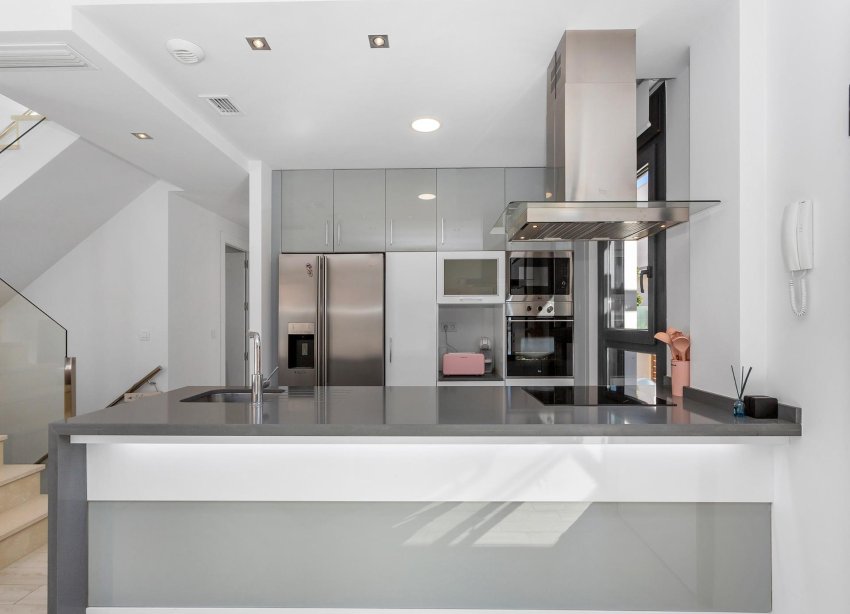 Resale - Villa - Torrevieja - Sector 25