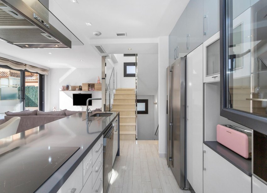 Resale - Villa - Torrevieja - Sector 25