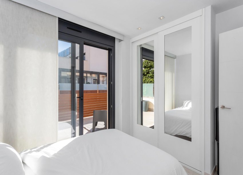 Resale - Villa - Torrevieja - Sector 25