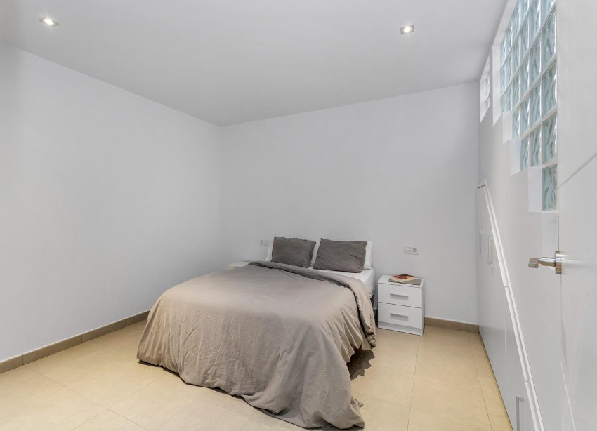 Resale - Villa - Torrevieja - Sector 25