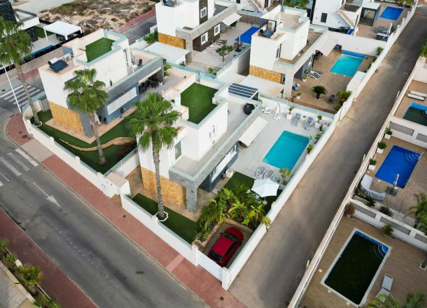 Resale - Villa - Torrevieja - Torreblanca