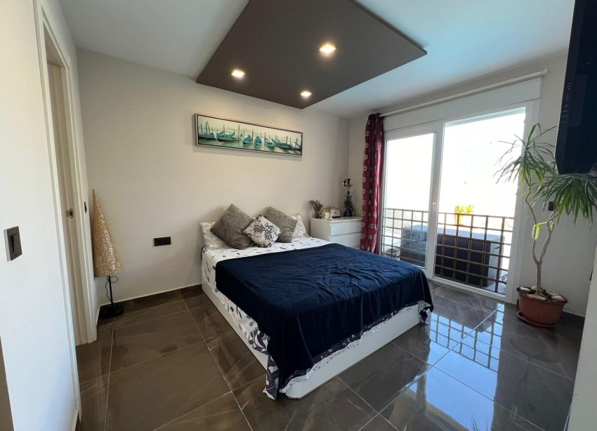 Resale - Villa - Torrevieja - Torreblanca