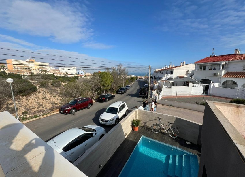 Resale - Villa - Torrevieja - Torreblanca