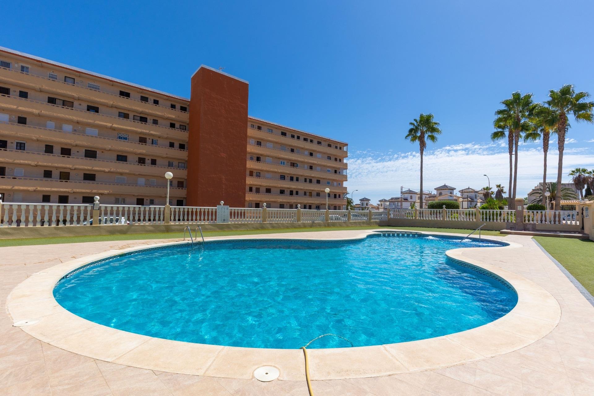 Resale - Villa - Torrevieja - Torreblanca