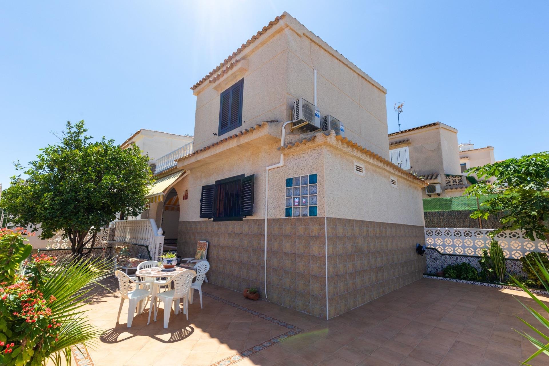Resale - Villa - Torrevieja - Torreblanca