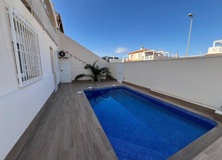Resale - Villa - Torrevieja - Torreblanca