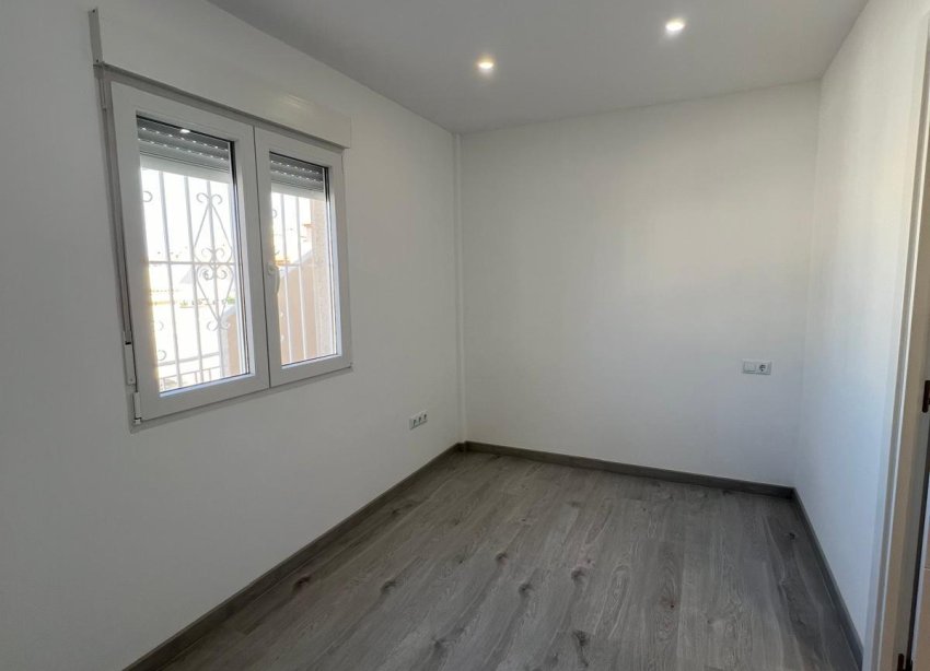 Resale - Villa - Torrevieja - Torreblanca