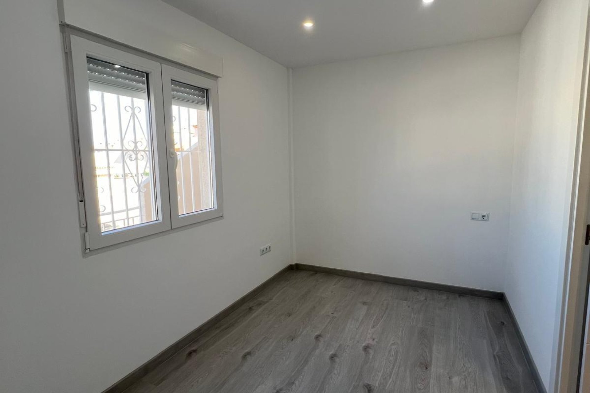 Resale - Villa - Torrevieja - Torreblanca