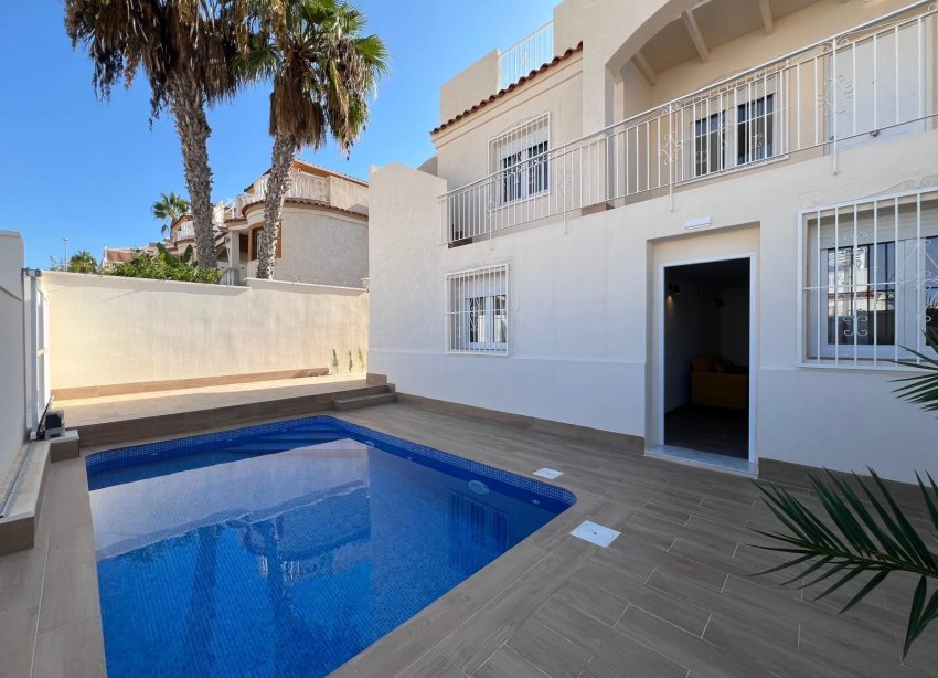 Resale - Villa - Torrevieja - Torreblanca