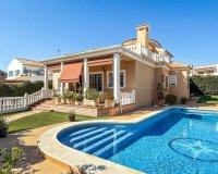Resale - Villa - Torrevieja - Torrelamata - La Mata